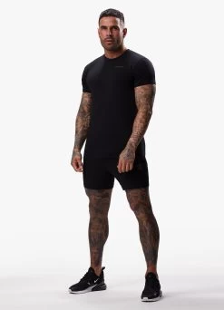 Gym King Arnold Show Success Tee - Black -Fit Wear Shop 1 676236e0 f1a8 42c8 9f80 477135afb45c