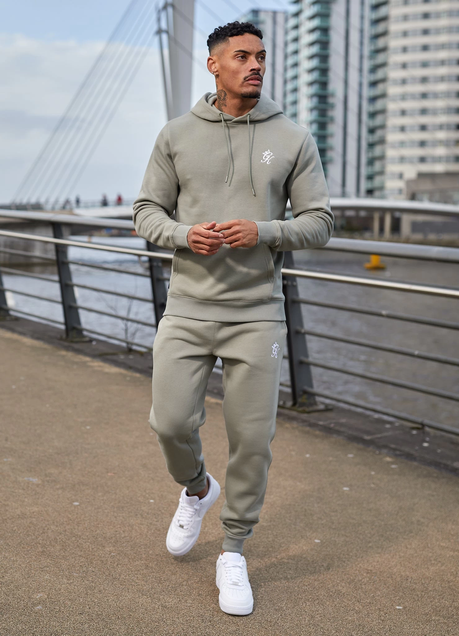 Gym King Fundamental Fleece Jogger - Soft Khaki 5 Gym King Fundamental Fleece Jogger - Soft Khaki - Image 3