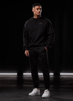 Gym King Outline Print Crew Tracksuit - Black 36 Gym King Outline Print Crew Tracksuit - Black -Fit Wear Shop BF23MENSCAMP13698copy 754821fb bc9b 45d6 bc3d c8360b0a60f5