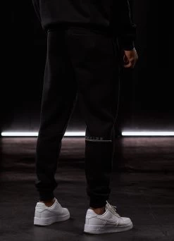 Gym King Outline Print Jogger - Black 20 Gym King Outline Print Jogger - Black -Fit Wear Shop BF23MENSCAMP13715copy