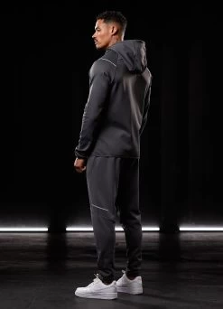 Gym King Reflect Poly FZ Hood - Graphite -Fit Wear Shop BF23MENSCAMP13925copy a14d6cc7 8896 4a7c a94e 134f84814f41