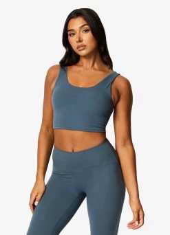 Gym King Peach Luxe Tank - Twilight Blue Luxe 30 Gym King Peach Luxe Tank - Twilight Blue Luxe -Fit Wear Shop ECOMFRANCESCA PEACHLUXEBRA LEGGING TEALWBT A2B5NWLG A2B5W 84