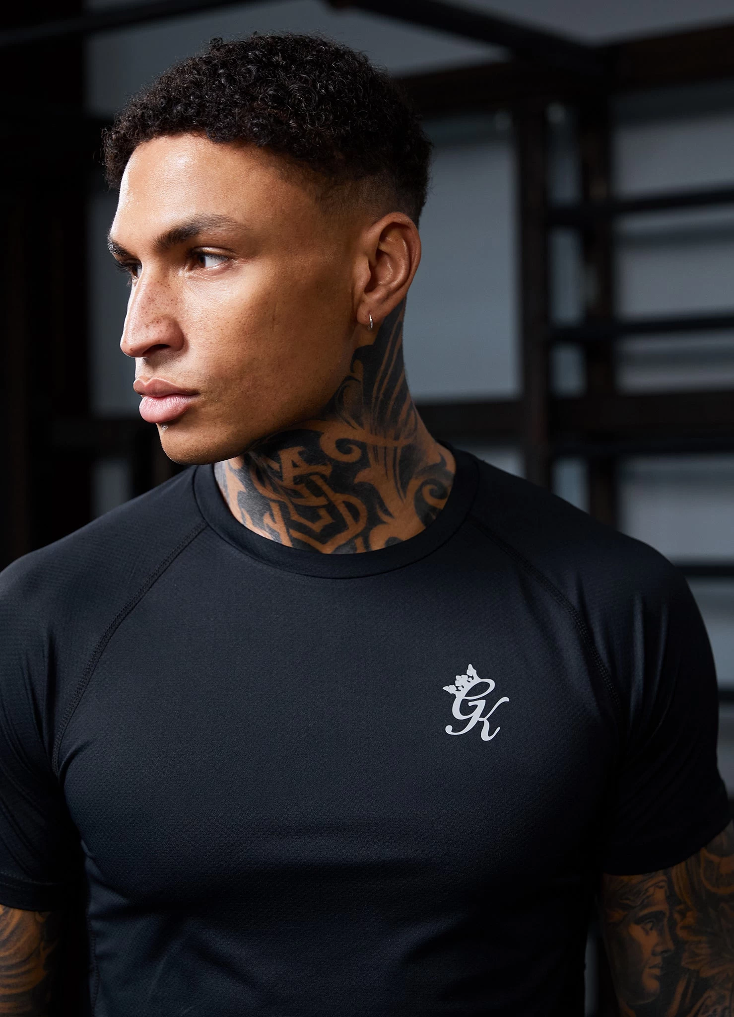 Gym King Energy Tee - Black 7 Gym King Energy Tee - Black - Image 5