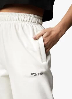 Gym King Established Relaxed Tracksuit - Cream -Fit Wear Shop ESTABLISHEDCAPSLEEVETEE JOGGER BLACKWST A2AK9WTB A2AK4 54 658a6f52 32d5 4206 944e 2c73003d6dd4