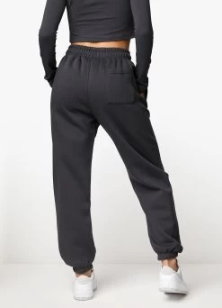 Gym King Established Relaxed Jogger - Dark Pewter/White -Fit Wear Shop ESTABLISHEDRELAXEDFITJOGGER DARKPEWTERWTB A2B99 35