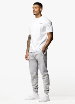Gym King Established Tee - White -Fit Wear Shop ESTABLISHEDTEE GREYJOGGER WHITESST A2ACSTSB A2AMZ 54 7fafd033 89f0 4e68 b496 e23676c21bc2