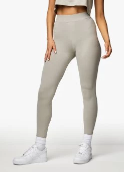 Gym King Established Jersey Legging - Dusky Sage 23 Gym King Established Jersey Legging - Dusky Sage -Fit Wear Shop ESTCROPTEE LEGGING DUSKYSAGEWST A2AUPWLG A2B2Z 22