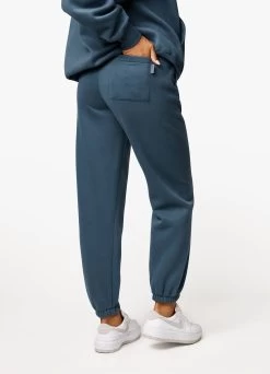 Gym King Luxe Jogger - Twilight Blue Luxe 15 Gym King Luxe Jogger - Twilight Blue Luxe -Fit Wear Shop LUXEHOOD JOGGER TWILIGHTBLUEWHD A2BKJWTB A2BKU 44