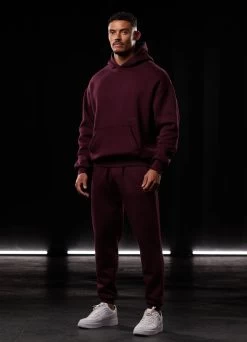 Gym King Outline Print Hood - Burgundy -Fit Wear Shop OUTLINEPRINTHOOD JOGGER BURGUNDYHDE A2BFNTSB A2BFQ 31