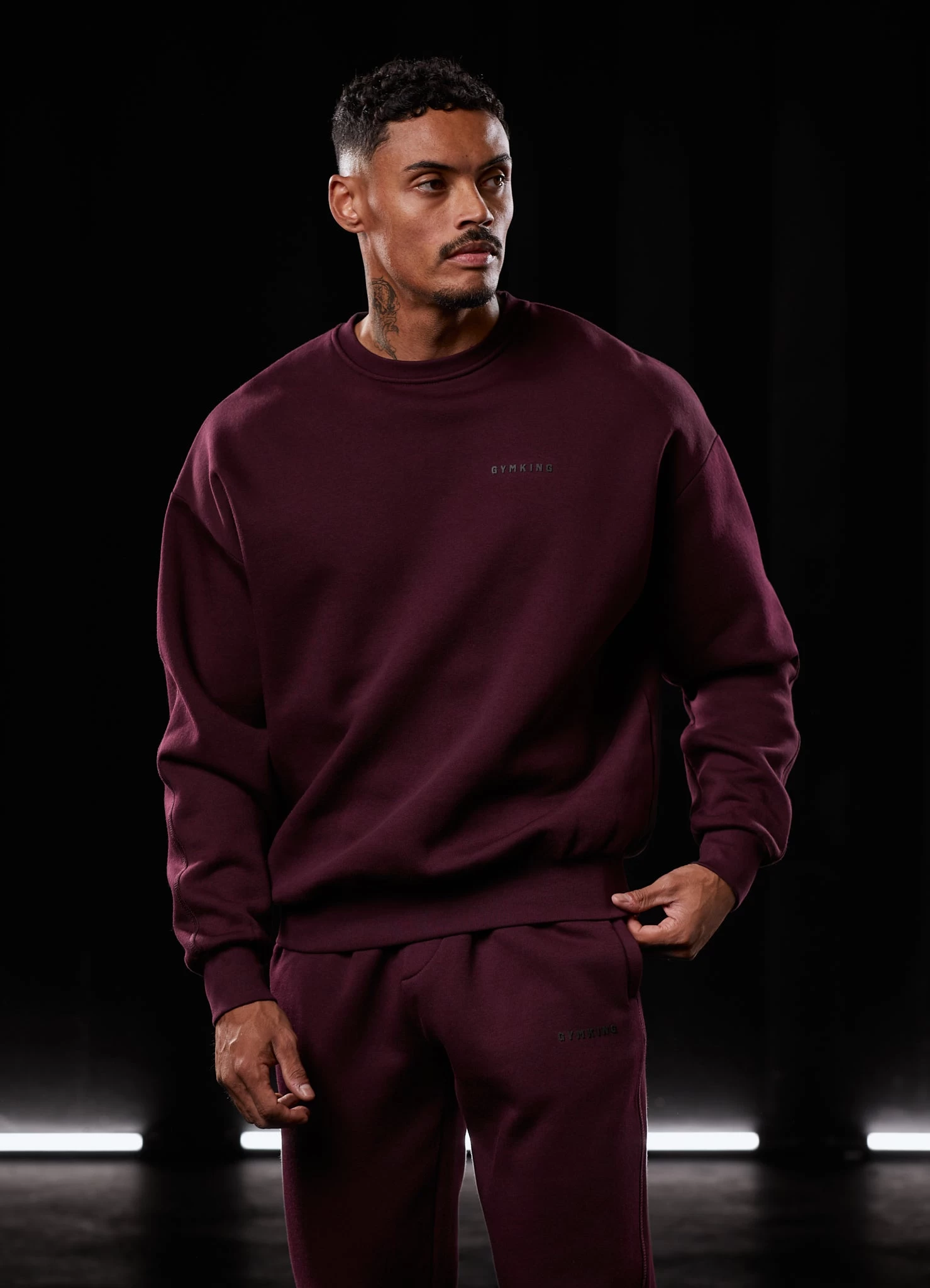 Gym King Outline Print Crew Tracksuit - Burgundy 21 Gym King Outline Print Crew Tracksuit - Burgundy - Image 19