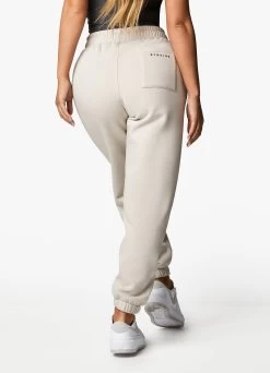 Gym King Powered By Belief Sweatpants - Light Stone -Fit Wear Shop PBBFZHOOD SWEATPANTS LIGHTSTONEWHD A2B1EWTB A2B1H 201