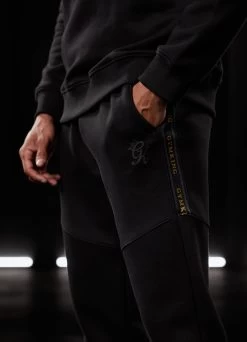 Gym King Premium Taped Tracksuit - Black/Gold -Fit Wear Shop PREMIUMTAPEDCREW JOGGER BLACKGOLDSWT A2BDPTSB A2BDB 58 8f5a9b7e d7e1 4b96 ac25 d90261670811