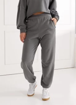 Gym King Move Your Way Jogger - Dark Sage