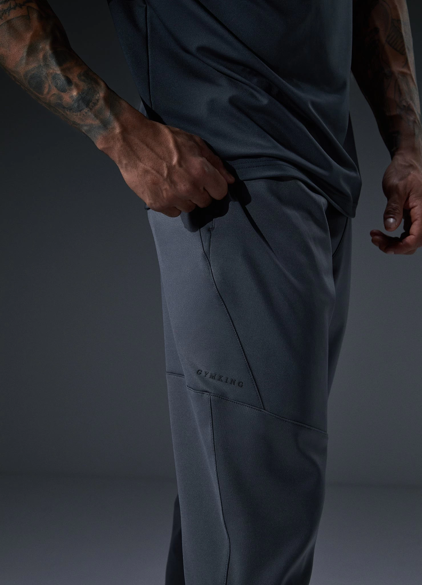 Gym King Alpha Poly Bomber Tracksuit - Graphite 9 Gym King Alpha Poly Bomber Tracksuit - Graphite - Image 7