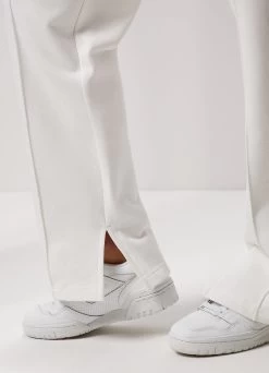 Gym King Refresh Straight Leg Jogger - Cream -Fit Wear Shop REFRESHCONTOUREDRIBTOP JOGGER CREAMWST A2BTKWTB A2BT6 38