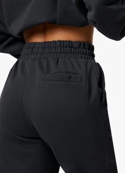 Gym King Refresh Straight Leg Jogger - Dark Pewter -Fit Wear Shop REFRESHCROPHOOD JOGGER DARKPEWTERWHD A2BSXWTB A2BT3 84 0dea2c1f 79df 4593 a0ec 61ecf15e7679