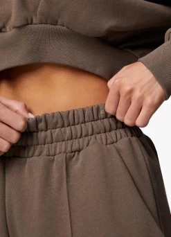 Gym King Refresh Crop Hood & Jogger - Deep Mink -Fit Wear Shop REFRESHCROPHOOD JOGGER DEEPMINKWHD A2BT1WTB A2BT5 23 faa2871a 68ac 4b8e 8cce 1469f7fb04d7