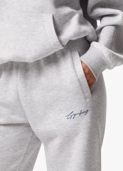 Gym King Reset Sweatpant - Snow Marl 17 Gym King Reset Sweatpant - Snow Marl -Fit Wear Shop RESETOVERSIZEDHOOD SWEATPANT SNOWMARLWHD A2BR3WTB A2BRB 180