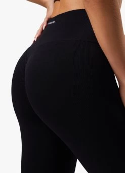 Gym King Sculpt Seamless Legging - Black 28 Gym King Sculpt Seamless Legging - Black -Fit Wear Shop SCULPTBRA LEGGING BLACKWBT A2AYLWLG A2AYV 324