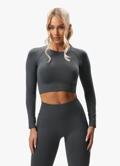Gym King Sculpt Seamless LS Top - Green Smoke 16 Gym King Sculpt Seamless LS Top - Green Smoke -Fit Wear Shop SCULPTSEAMLESSLSTOP LEGGING GREENSMOKEWLT A2AYRWLG A2AYW 303