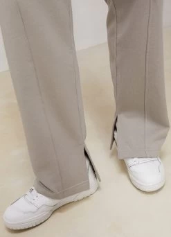 Gym King Shadow Cropped Funnel & Jogger - Dove Grey 26 Gym King Shadow Cropped Funnel & Jogger - Dove Grey -Fit Wear Shop SHADOWOPENNECKSWEATSHIRT STRAIGHTLEGJOGGER DOVEGREYWSS A2C8CWTB A2C8L 129 9f56f632 11c7 4bd3 a915 52c49b51a433