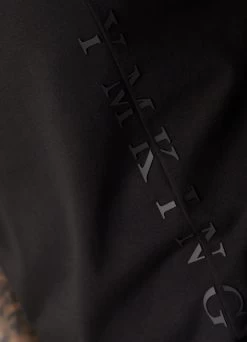 Gym King Split Linear Tee - Black -Fit Wear Shop SPLITLINEARTEE BLACKSST A2CR6 05