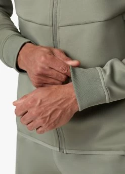 Gym King Taped Core Plus FZ Hood - Soft Khaki 23 Gym King Taped Core Plus FZ Hood - Soft Khaki -Fit Wear Shop TAPEDCOREPLUSFZHOOD JOGGER SOFTKHAKIHDE B2CVSTSB B2CVW 37