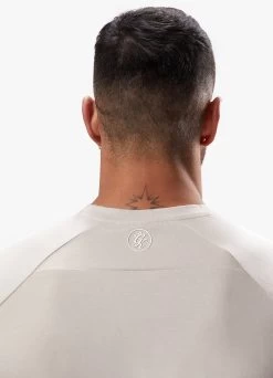 Gym King Taped Jersey Tee - Light Stone 23 Gym King Taped Jersey Tee - Light Stone -Fit Wear Shop TAPEDJERSEYTEE SHORT LIGHTSTONESST A2CIFSHR A2CIK221