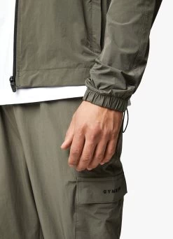 Gym King Utility Woven Tracksuit - Olive -Fit Wear Shop UTILITYWOVENBOMBER JOGGER OLIVE.TST A29EXTSB A29EZ 107