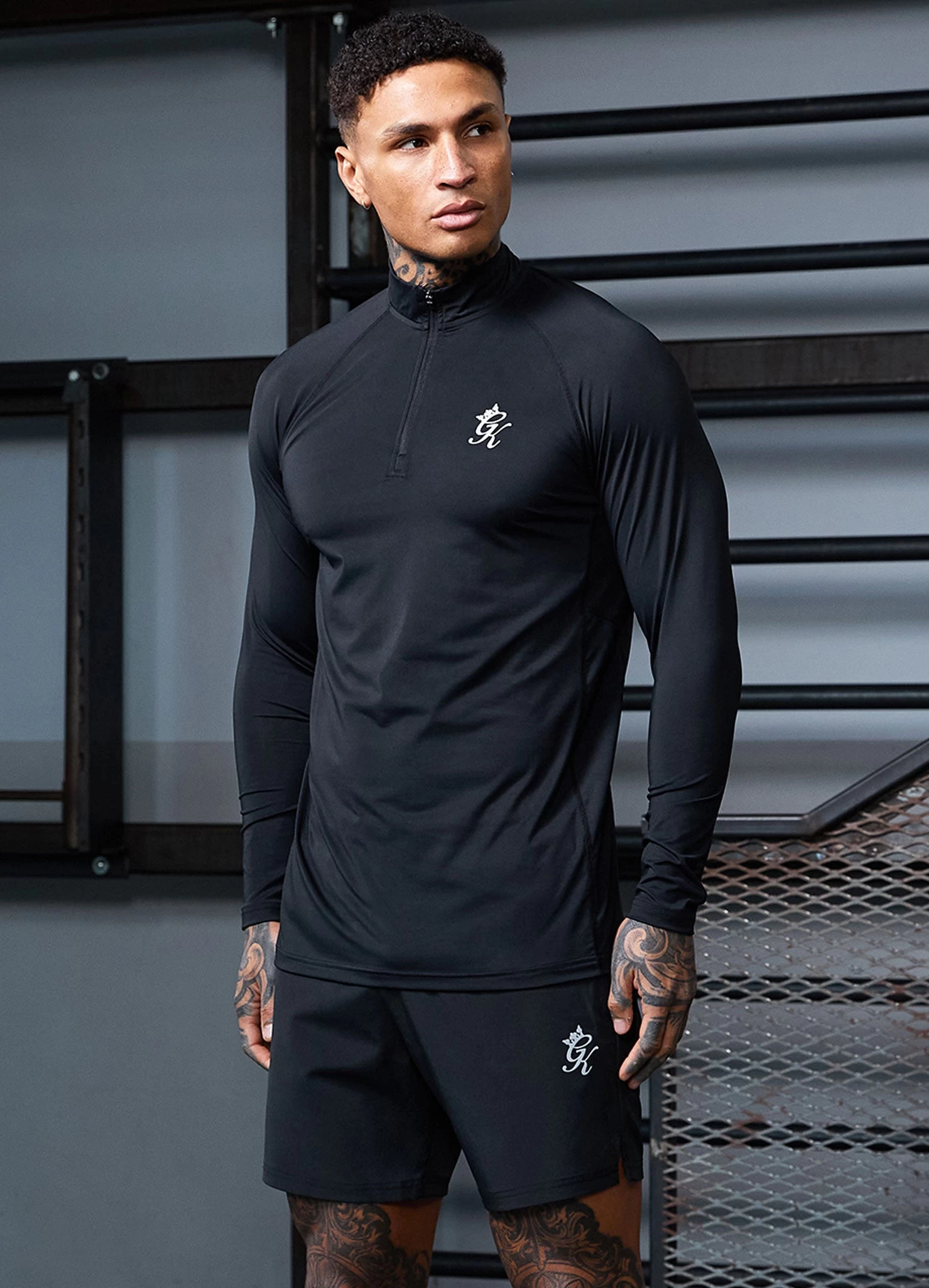 Gym King Energy 1/4 Zip Funnel - Black 3 Gym King Energy 1/4 Zip Funnel - Black